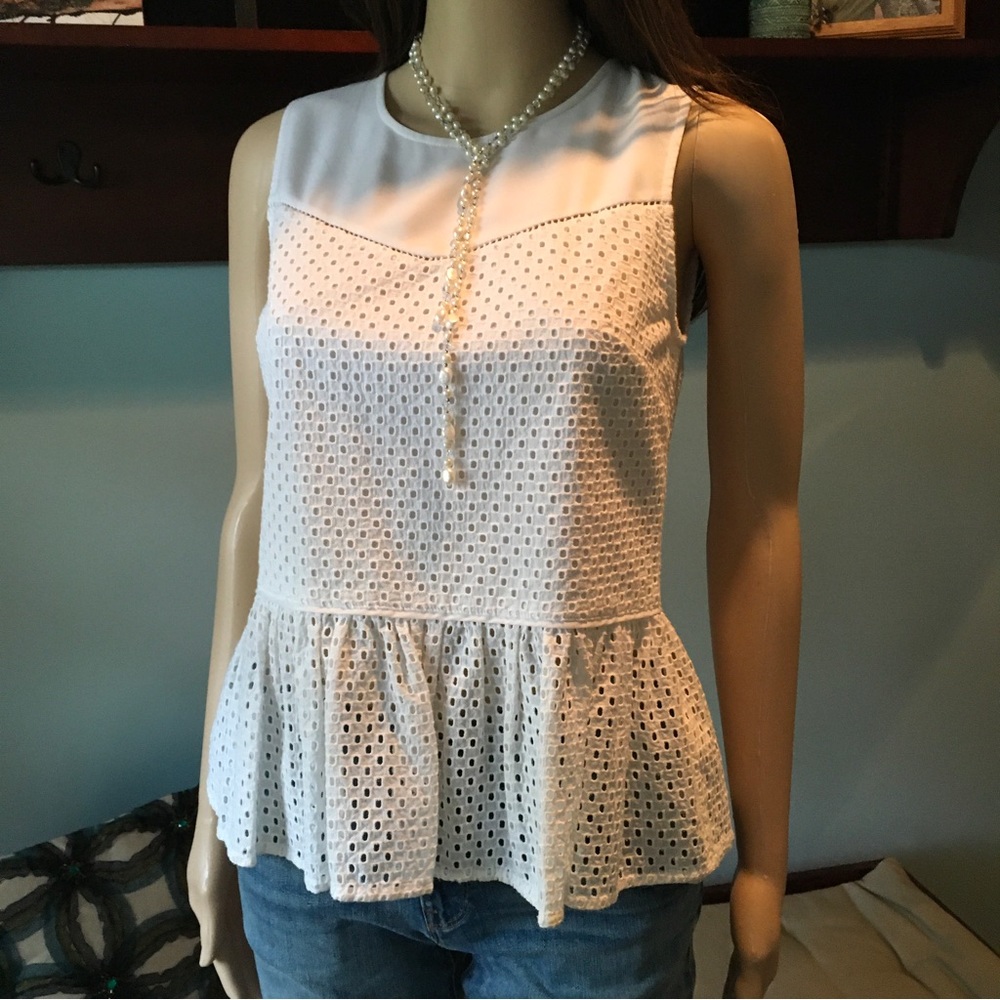 JUICY COUTURE BEAUTIFUL DETAIL WHITE EYELET PEPLUM TOP LIKE NEW